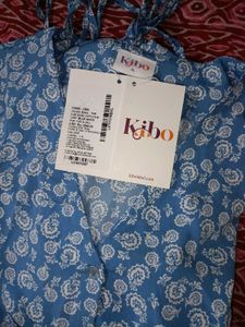 Blue Paisley Puff Sleeve Top