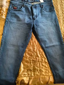 Men&#39;s Assorted Jeans Bundle