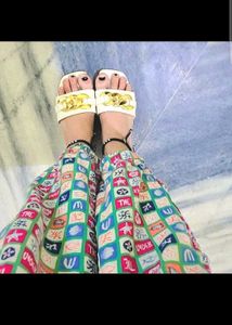 2Heels+1boot+5gifts🎁