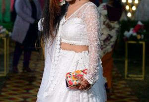 White Lahnga
