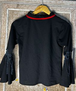 🖤♣️Elegant Black Top