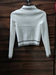 Stylish Cropped Knit Cardigan