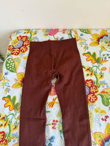 Ribbed Leggings - Comfort & Style