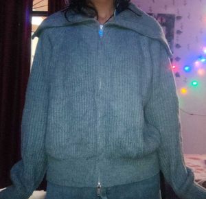 Ribbed Zip-Up Knit Cardigan