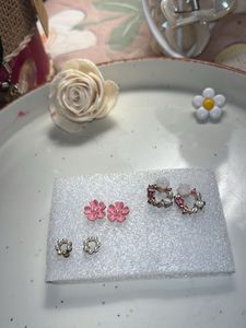 Cute Floral Earring Set