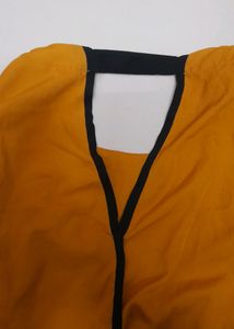 Formal Mustard Top