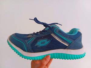 Sports Shoes For Women  , Dark Blue Color, Shoe Size-6
