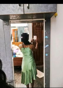 One Piece Satin Midi Dress 💚