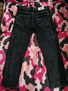 H&amp;M Black Cargo Jeans