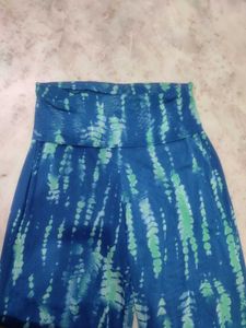 Net Flared Abstract Design Pant