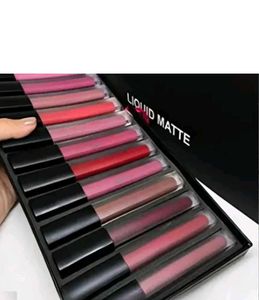 Huda beauty liquid lipstick 12 shades