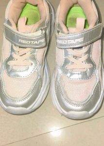 ✨ Stylish Comfort for Little Feet ✨