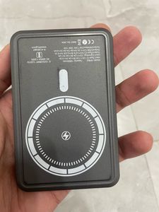 Macsafe Wireless Powerbank With Strong Magnet