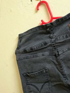 Black Jeans
