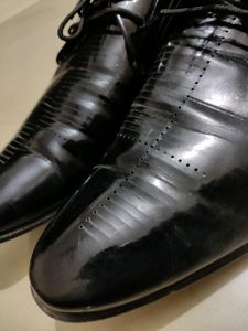 Bukit Professional Black Job Shoes