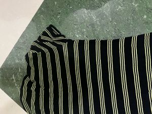 Striped One Piece ( Mere Pas 2 Ek Jaise Dress Hai)