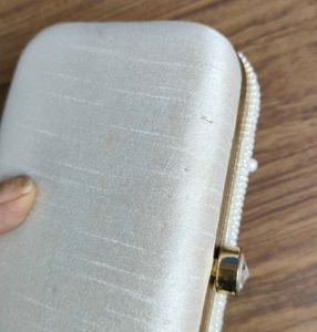 White Pearl clutch (Factory Reject)