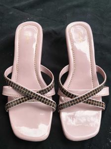 Lavender Cross Strap Sandals💗