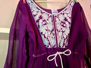 Elegant Embroidered kurti