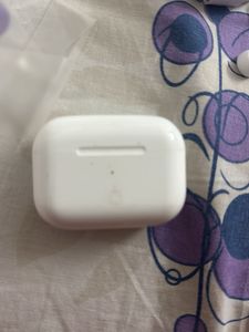 Apple AirPods Pro (2nd generation)