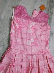 PINK WOMEN GOWN FOR PARTY