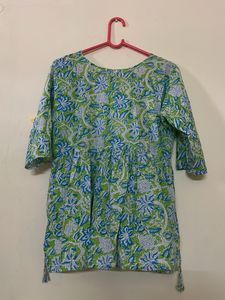 Vibrant Floral Print Short Kurti