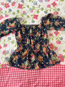 Floral Print Square Neck Top