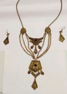 Necklace With Earrings