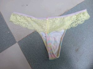 Victoria &#39;s secret Cute Lace Thong