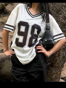 oversized pullover t-shirt