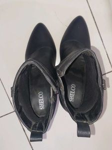 Chic Black Boots | Just like New