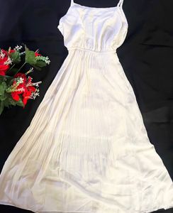 White Sundress midi dress❤️🦋🎀