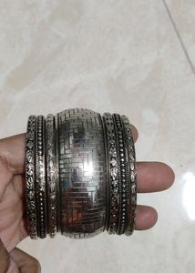 Metal bangles