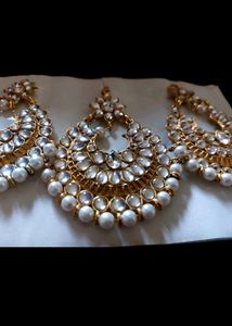 Pearl & Kundan Earrings And Maangtika Set😍🤩