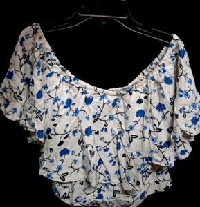 Off Shoulder Crop Top