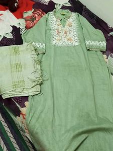 Pakistani Golden Set💛