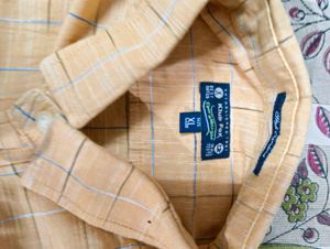Men&#39;s Plaid Button-Down Shirt