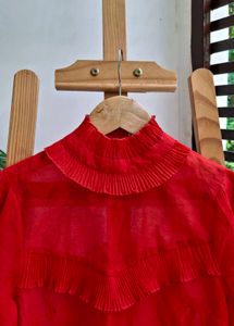 H&amp;M Ruffled Neck Top