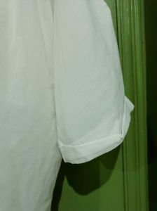 White 🤍 Shirt