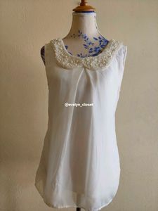 Pearl Collar Sleeveless Top