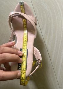 Nude 6inc Heels Size 39(25cm)