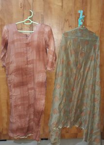 Pakistani Kurti With Dupatta Set