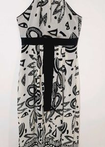Chic Black &amp; White Dress