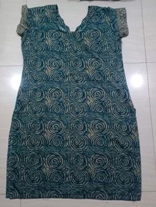 Combo Pack Of 3 Kurtis😄✨