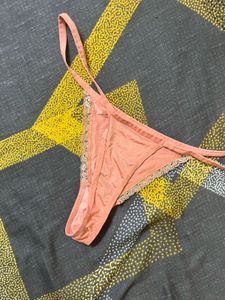 Thong L