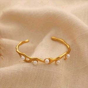 Anti Tarnish Pearl Kada
