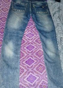DENIM JEANS