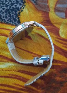 Watch⌚ For Women!!