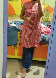 Sleevesless Kurta❤️