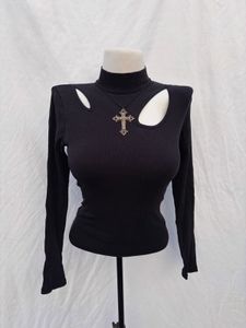 Black Edgy Cutout Ribbed Top